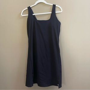 Old Navy Sport dress